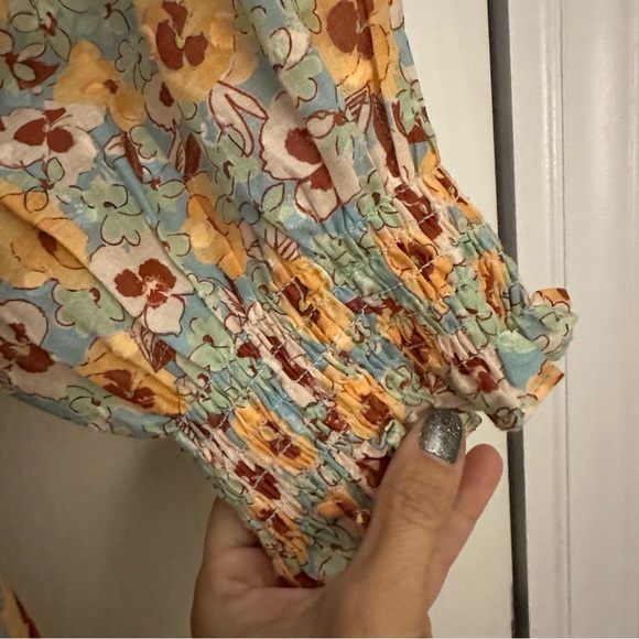 Rixo Polly Floral Smocked Top Xsmall - Picture 6 of 11